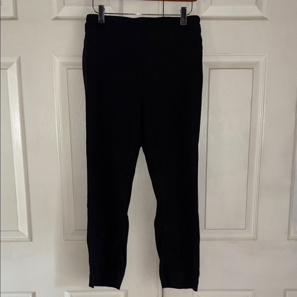 Soft Surroundings Black Straight Leg Pull On Cropped Stretch Pants
